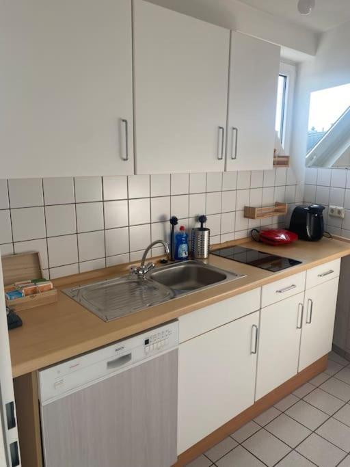 Schone, Helle Im Zentrum Appartement *